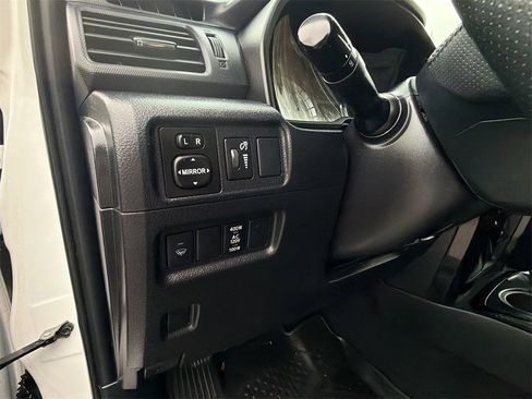 Used 2018 Toyota 4Runner TRD Off-Road Premium image 21