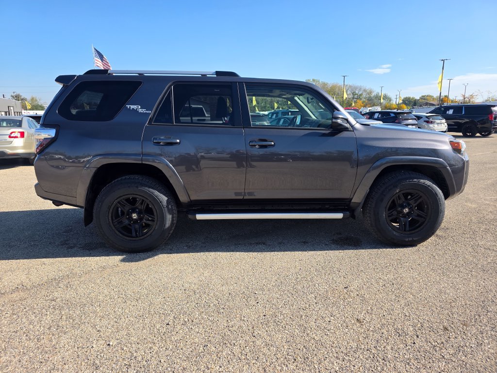 Used 2018 Toyota 4Runner TRD Off-Road Premium w/ Wilderness Package AWD/4WD image 10