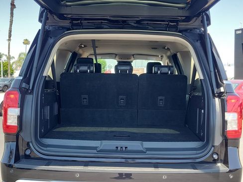 Used 2024 Ford Expedition Max XLT AWD/4WD image 25