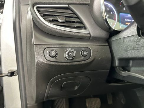 Used 2018 Buick Encore Preferred FWD image 19