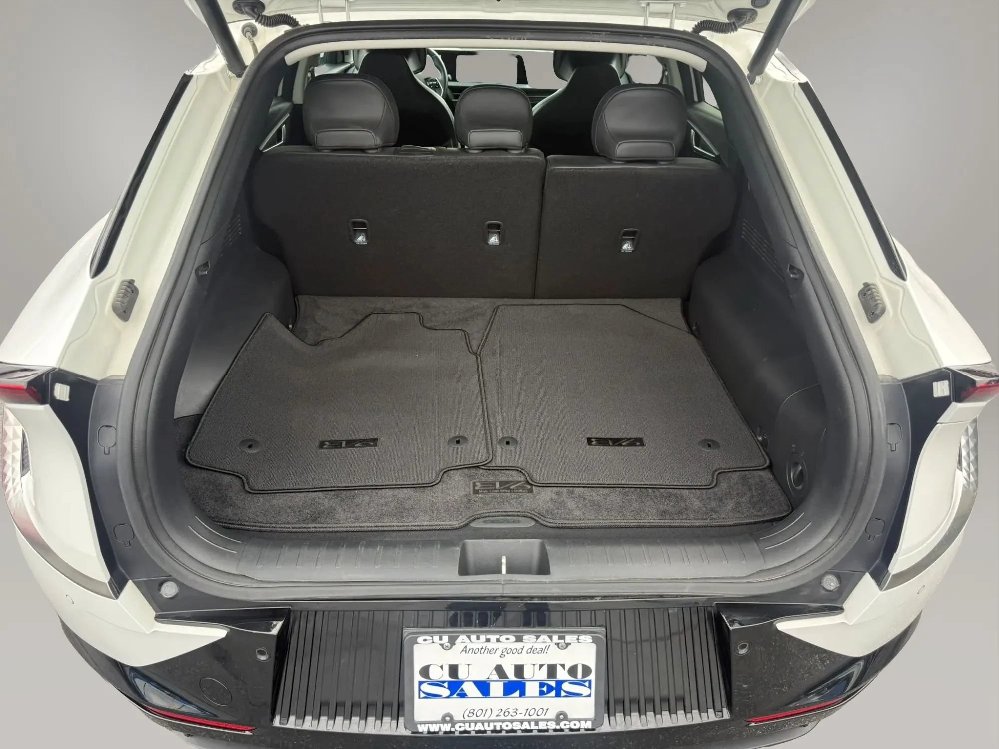 Used 2023 Kia EV6 Wind w/ Wind Technology Package AWD/4WD image 23