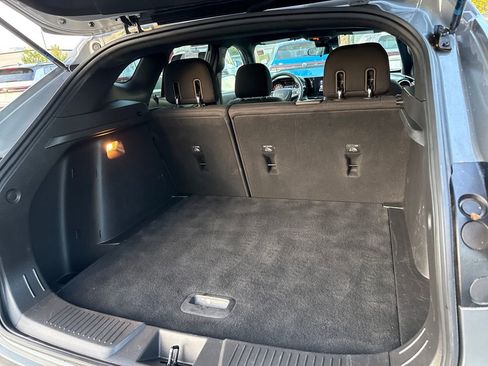 Used 2024 Chevrolet Trax RS w/ Driver Confidence Package image 14