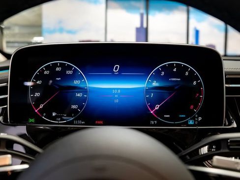 Used 2026 Mercedes-Benz E 350 4MATIC Sedan image 18