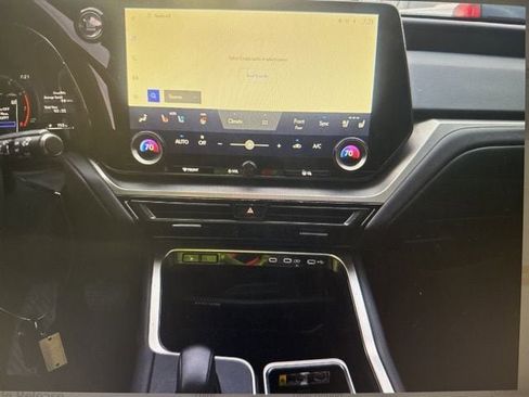 Used 2025 Lexus TX 350 AWD w/ Technology Package image 10