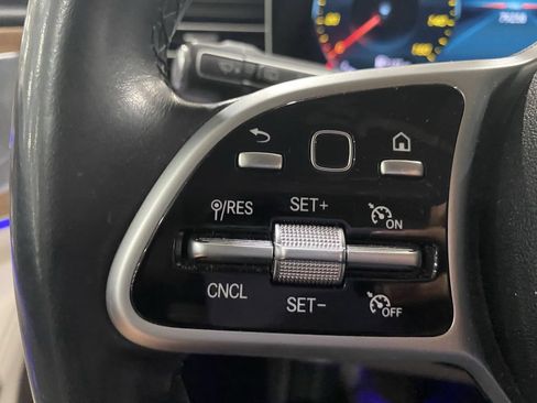 Certified 2021 Mercedes-Benz GLE 350 4MATIC image 11