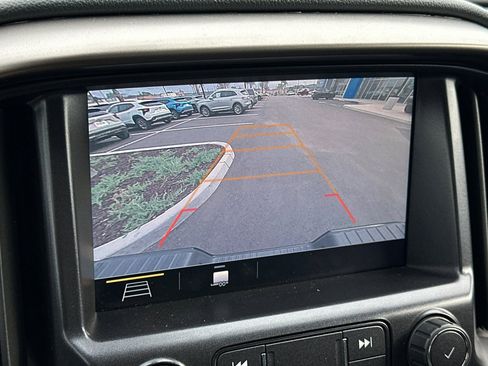 Used 2021 Chevrolet Colorado Z71 image 26