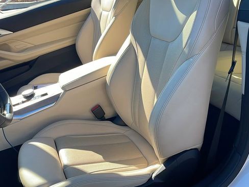 Used 2025 BMW 430i Coupe w/ Premium Package image 13