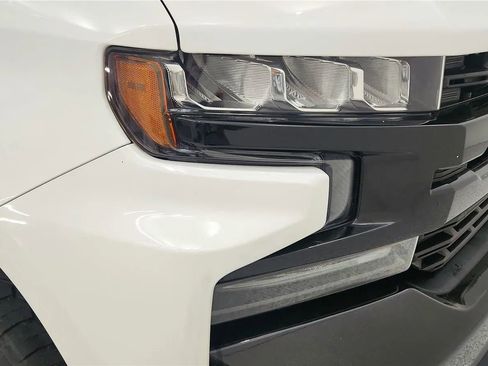 Used 2020 Chevrolet Silverado 1500 LT Trail Boss image 14