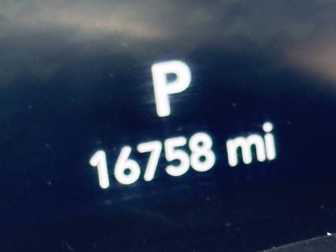 Used 2024 Jeep Wrangler Unlimited Sport AWD/4WD image 14