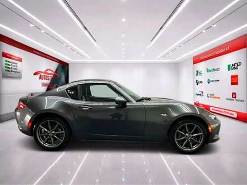 Used 2017 MAZDA MX-5 Miata RF Grand Touring image 9