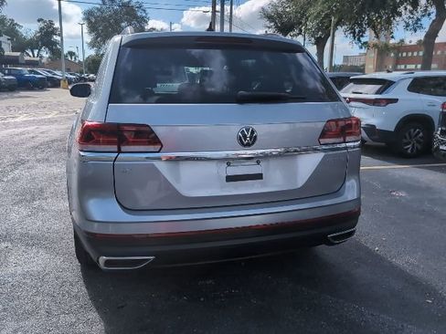 Used 2022 Volkswagen Atlas SE image 6