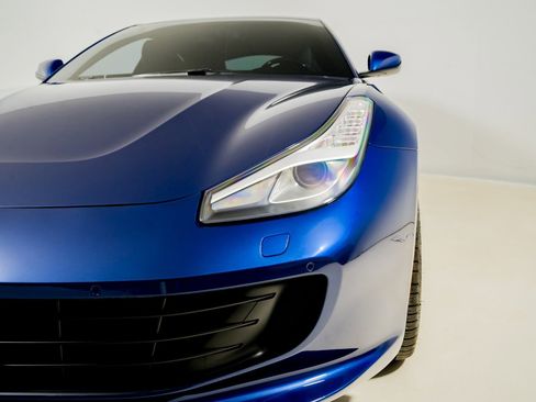 Certified 2019 Ferrari GTC4Lusso T image 38