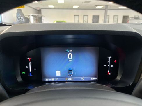 New 2025 Ford Maverick Lariat w/ 4K Tow Package image 17