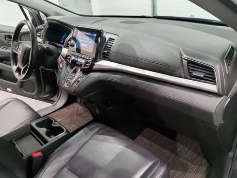 Used 2024 Honda Odyssey EX-L image 17