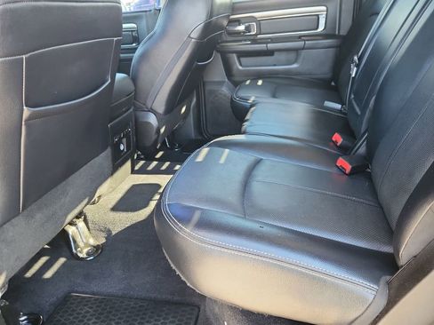 Used 2018 RAM 2500 Laramie w/ Sport Appearance Group image 10