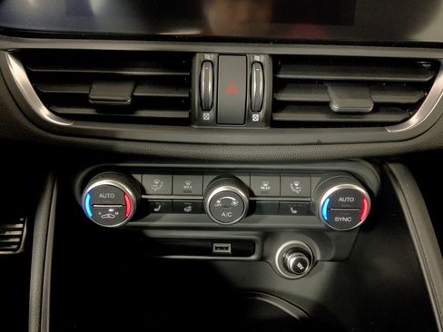 New 2026 Alfa Romeo Giulia AWD image 28