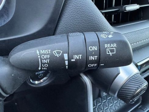 Certified 2025 Toyota RAV4 XLE image 27