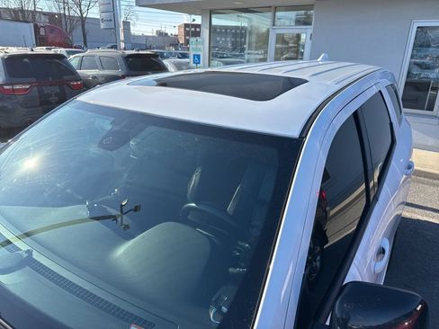 Used 2018 Dodge Durango R/T w/ Trailer Tow Group IV image 18