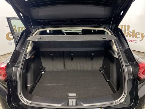 Used 2024 Buick Encore GX Sport Touring w/ Comfort Package FWD image 22