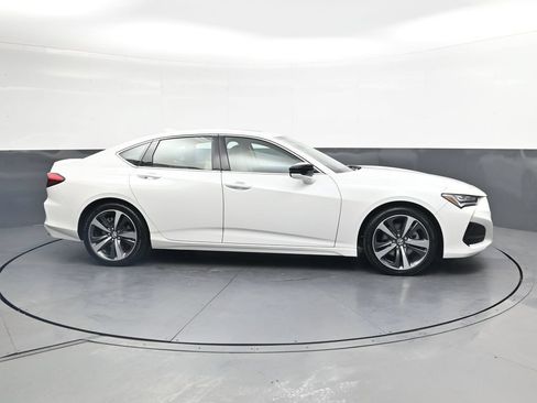 Used 2025 Acura TLX w/ Technology Package FWD image 3