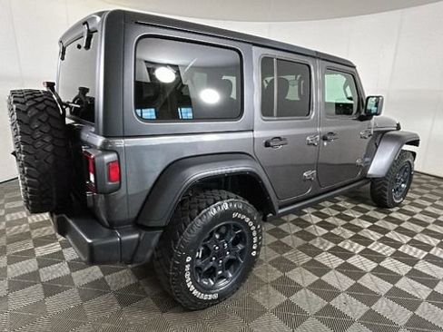 Used 2023 Jeep Wrangler Unlimited w/ Cold Weather Group AWD/4WD image 2