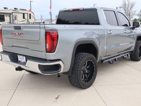 Used 2024 GMC Sierra 1500 SLT w/ SLT Convenience Package image 5