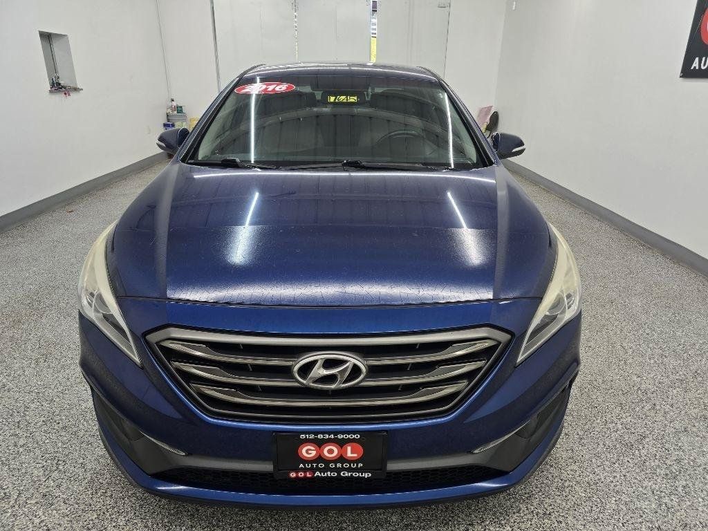 Used 2016 Hyundai Sonata Sport w/ Option Group 02 FWD image 2