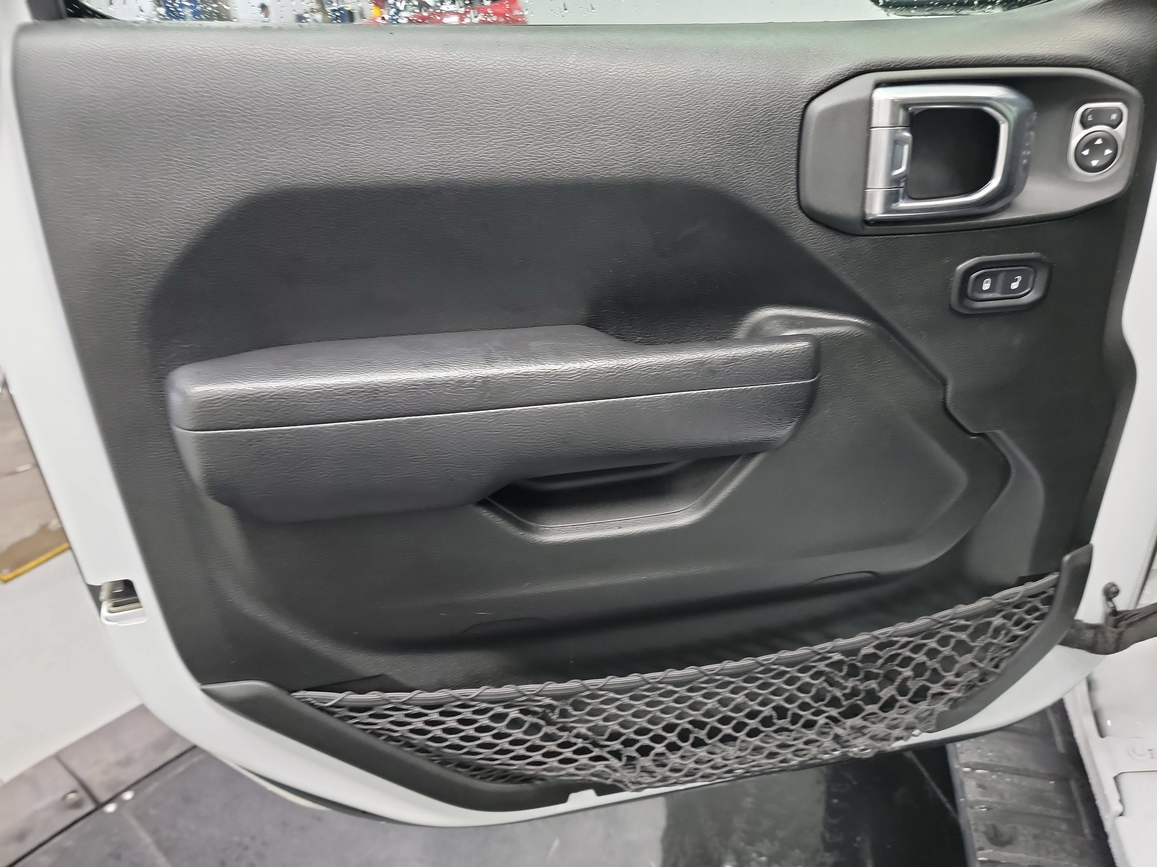 Used 2022 Jeep Gladiator Sport AWD/4WD image 13