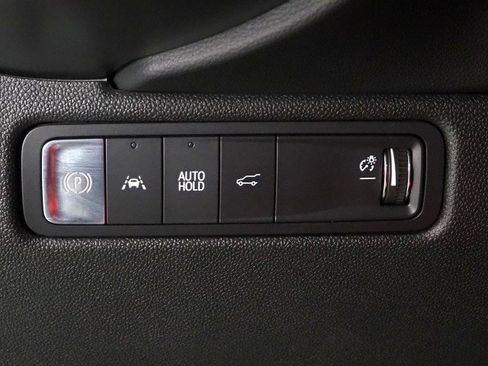 Used 2024 Chevrolet Equinox EV RS FWD image 22