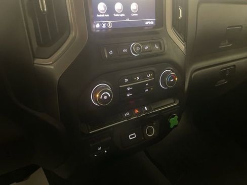 Used 2020 Chevrolet Silverado 1500 Custom w/ Custom Convenience Package image 24