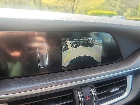 Used 2020 Alfa Romeo Stelvio Ti w/ Active Blind Spot Package image 13