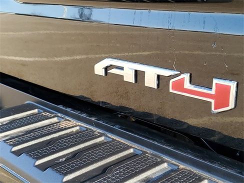 Used 2025 GMC Sierra 1500 AT4 w/ AT4 Preferred Package image 30