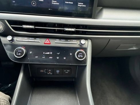 Used 2025 Hyundai Sonata SEL FWD image 21