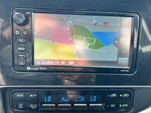 Used 2018 Toyota Corolla iM image 13