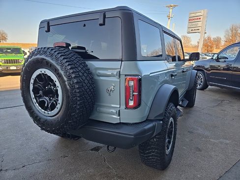 Used 2023 Ford Bronco Badlands w/ Sasquatch Package image 10