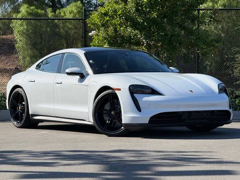 Certified 2024 Porsche Taycan RWD image 9