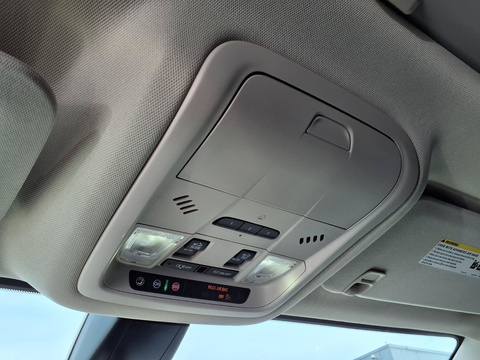 Used 2023 GMC Acadia Denali FWD image 10