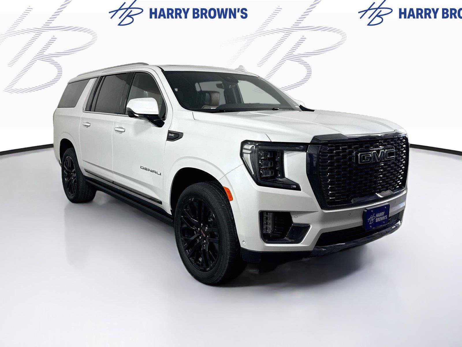 Used 2024 GMC Yukon XL Denali Ultimate AWD/4WD image 30