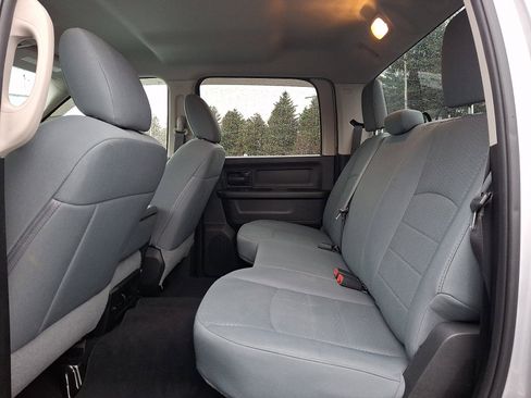 Certified 2019 RAM 1500 Express w/ Express Value Package image 10