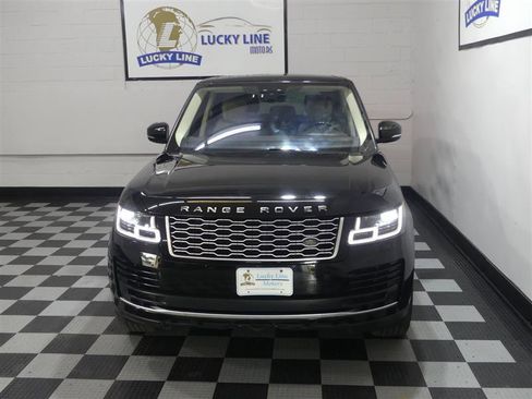 Used 2018 Land Rover Range Rover HSE image 3