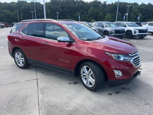 Used 2018 Chevrolet Equinox Premier FWD image 9