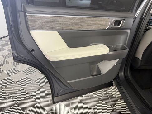 Used 2025 Hyundai Santa Fe Limited FWD image 29