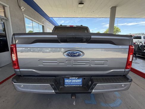 Used 2022 Ford F150 XLT w/ Trailer Tow Package AWD/4WD image 6