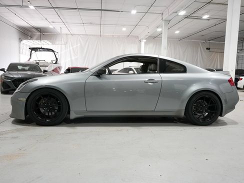Used 2005 INFINITI G35 Coupe w/ (P01) Premium Pkg RWD image 2