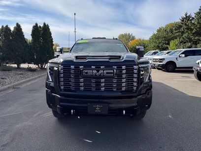 Used 2026 GMC Sierra 3500 Denali Ultimate w/ LPO, Black Badging Package