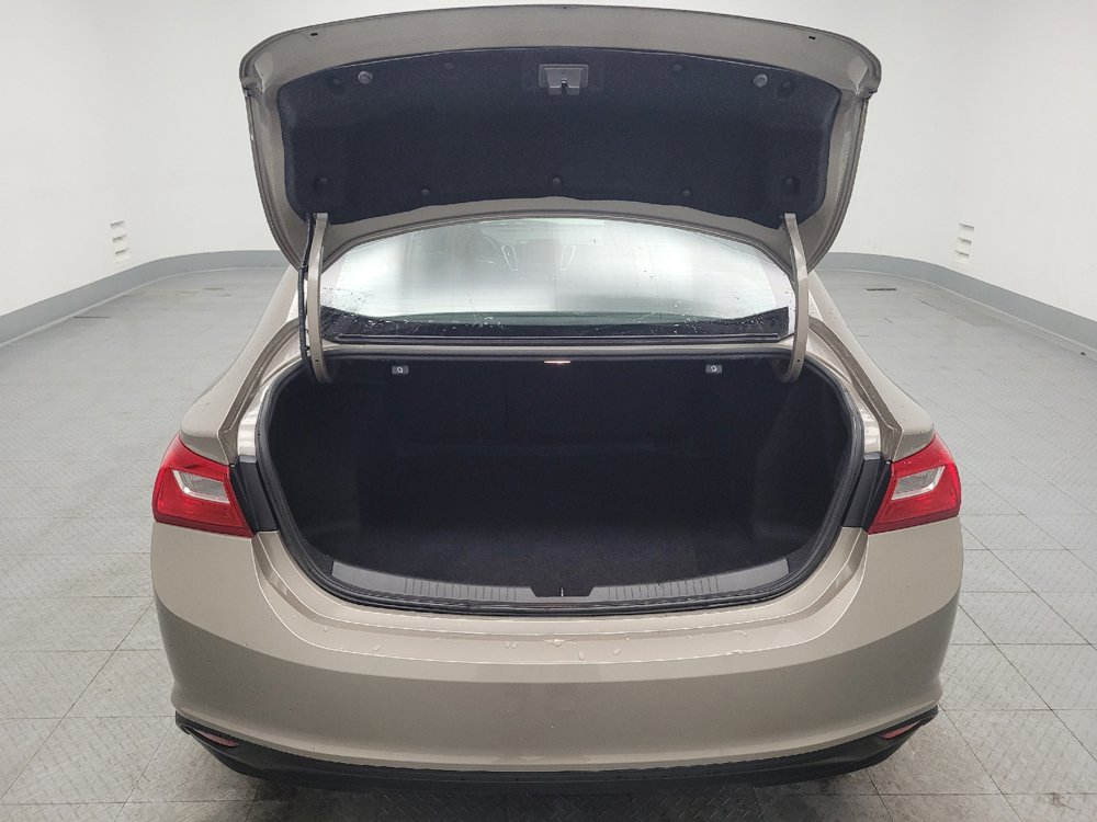 Used 2023 Chevrolet Malibu LT FWD image 29