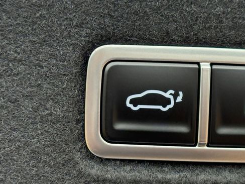 New 2025 Hyundai Ioniq 6 SE image 9