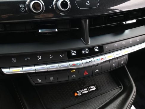 Used 2024 Cadillac CT4 Premium Luxury image 27