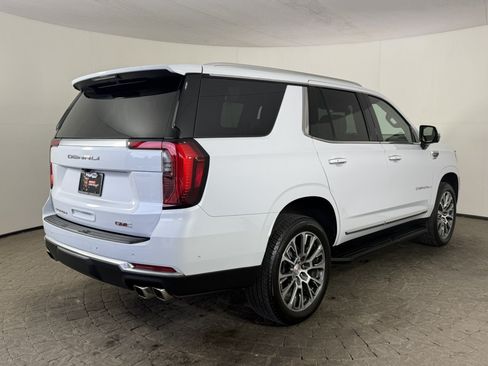 Used 2026 GMC Yukon Denali w/ LPO, Floor Liner Package AWD/4WD image 9
