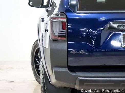 Used 2016 Toyota 4Runner Trail image 8